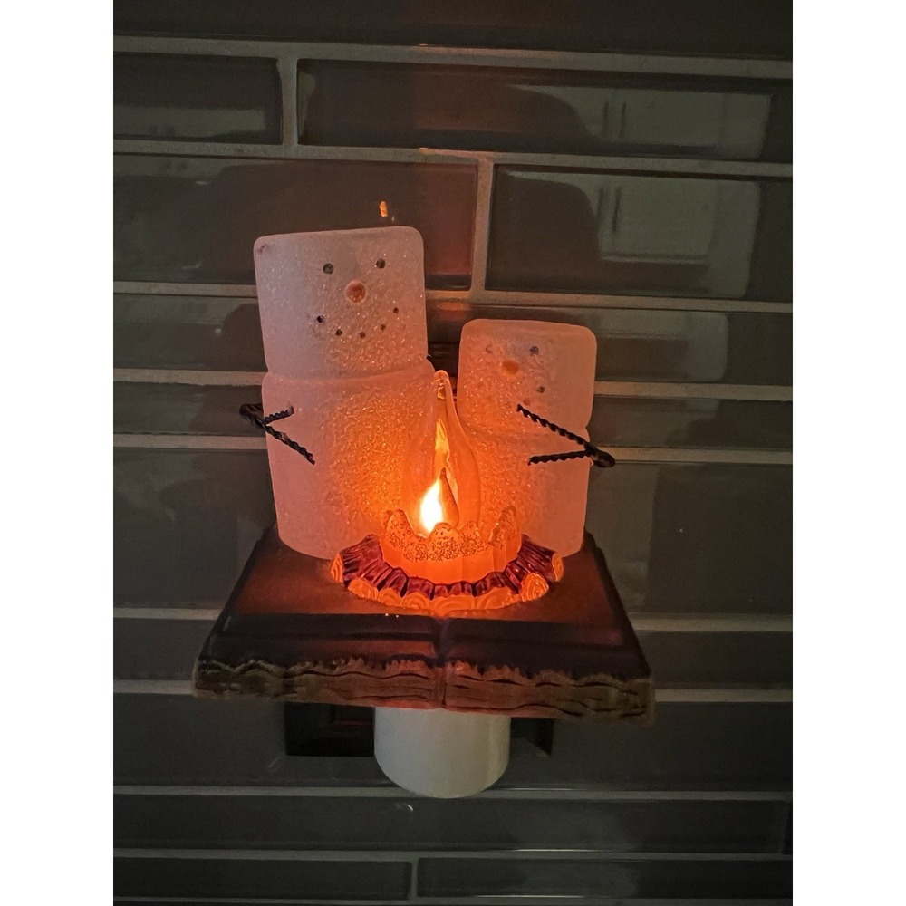 The Original S'MORES Midwest Campfire Flickering Orange Light‎ Nightlight, 5 in.